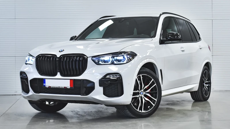 BMW X5 xDrive 40i/ M-Sport Individual/ Laser/Pano/360/, снимка 3 - Автомобили и джипове - 47736094