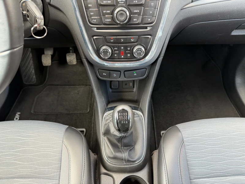 Opel Mokka 1.4i EcoTec Navi Euro6B, снимка 13 - Автомобили и джипове - 52913632