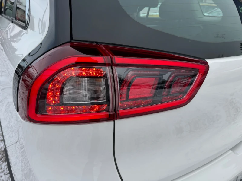 Kia Niro 1.6Hybrid Drive , снимка 7 - Автомобили и джипове - 53089174