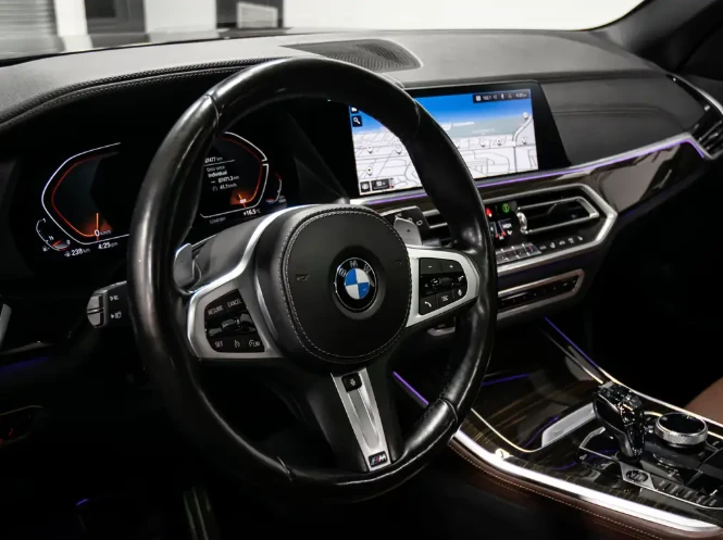 BMW X5 xDrive40i* M-Sport* ПОДГРЕВ* ПАНОРАМА* HEAD-UP* , снимка 5 - Автомобили и джипове - 55803018