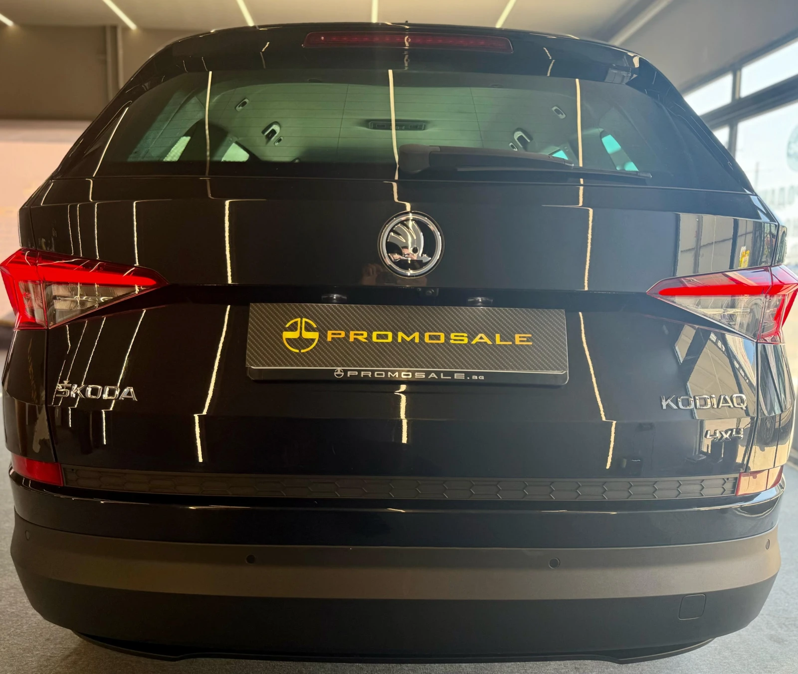 Skoda Kodiaq 4x4* Подгрев* Памет* Лизинг* CarPlay* Теглич* Keyl - изображение 5