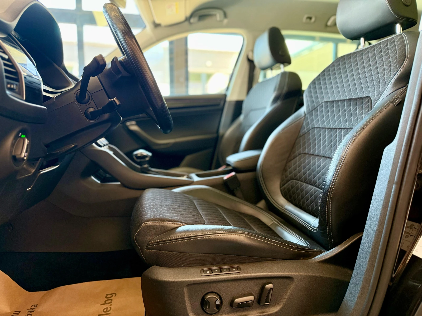 Skoda Kodiaq 4x4* Подгрев* Памет* Лизинг* CarPlay* Теглич* Keyl - изображение 8