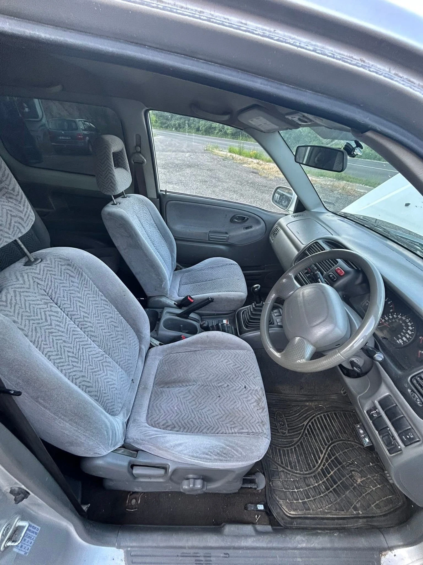 Suzuki Grand vitara 1.6 газ/бензин - изображение 8