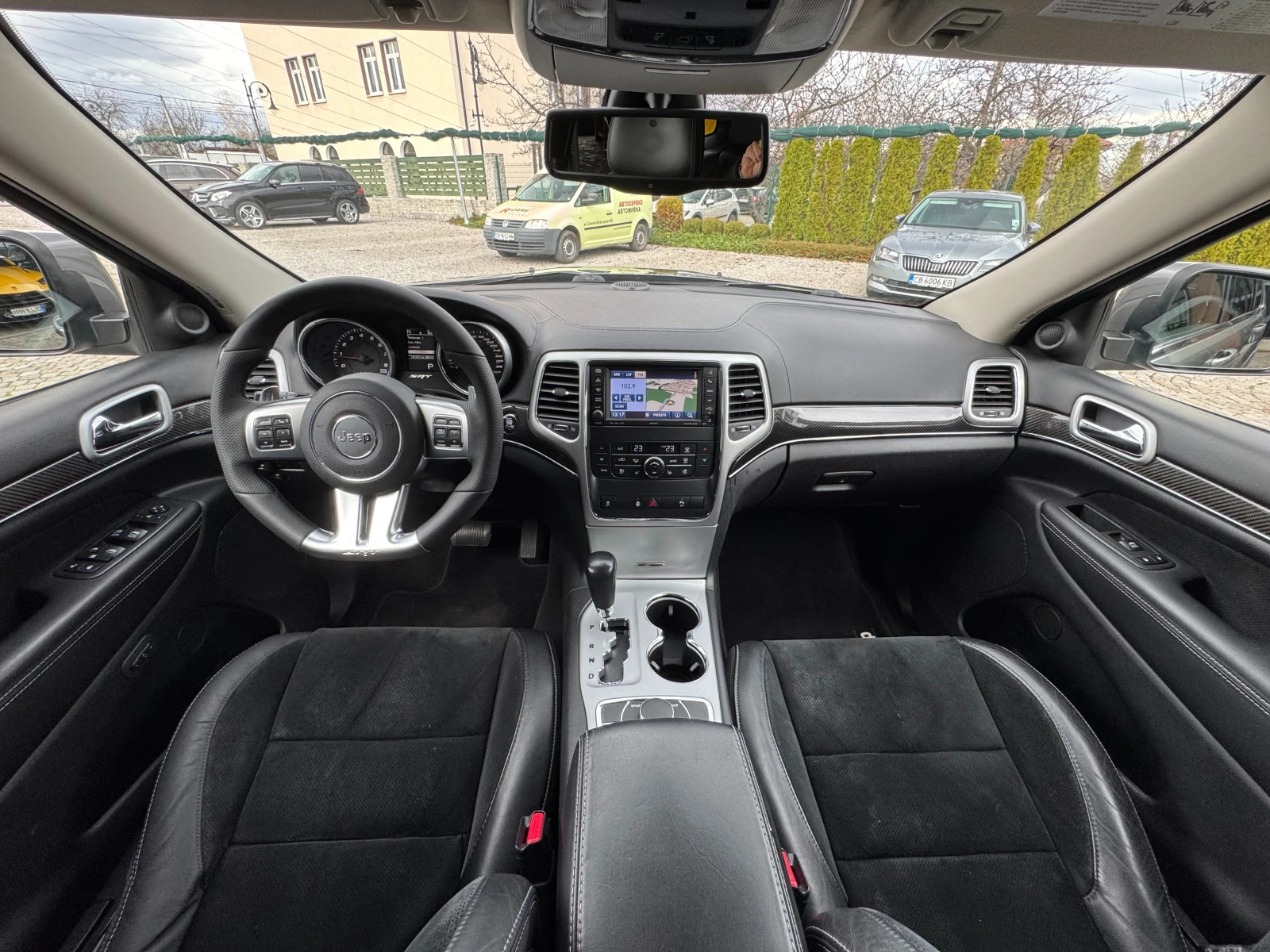 Jeep Grand cherokee SRT 8 6.4 HEMI - изображение 9