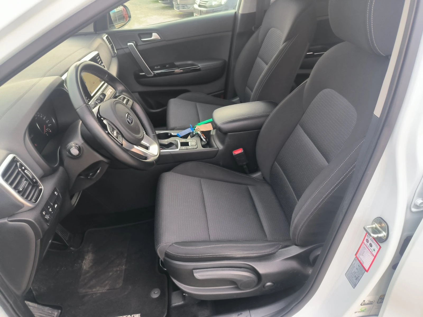 Kia Sportage 1.6d-Navi-Kamera-Keyless-Automat-Euro-6D | Mobile.bg � ����������� 15