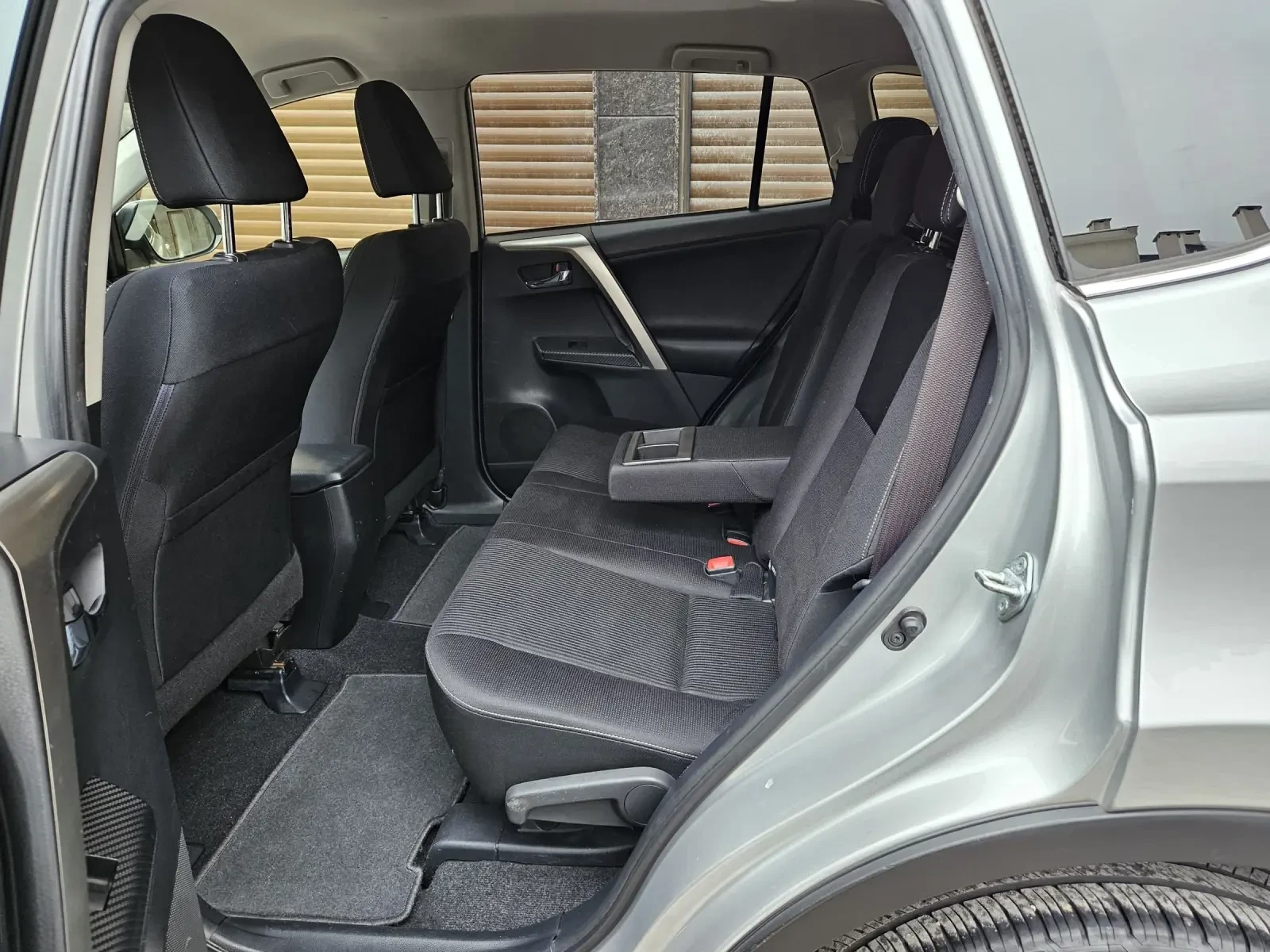 Toyota Rav4 2.0 VALVEMATIC 4X4 151PS STYLE MANUAL SPEED 8 ���� | Mobile.bg � ����������� 8
