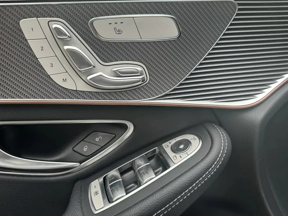 Mercedes-Benz EQC 400 4Matic AMG Line - изображение 4