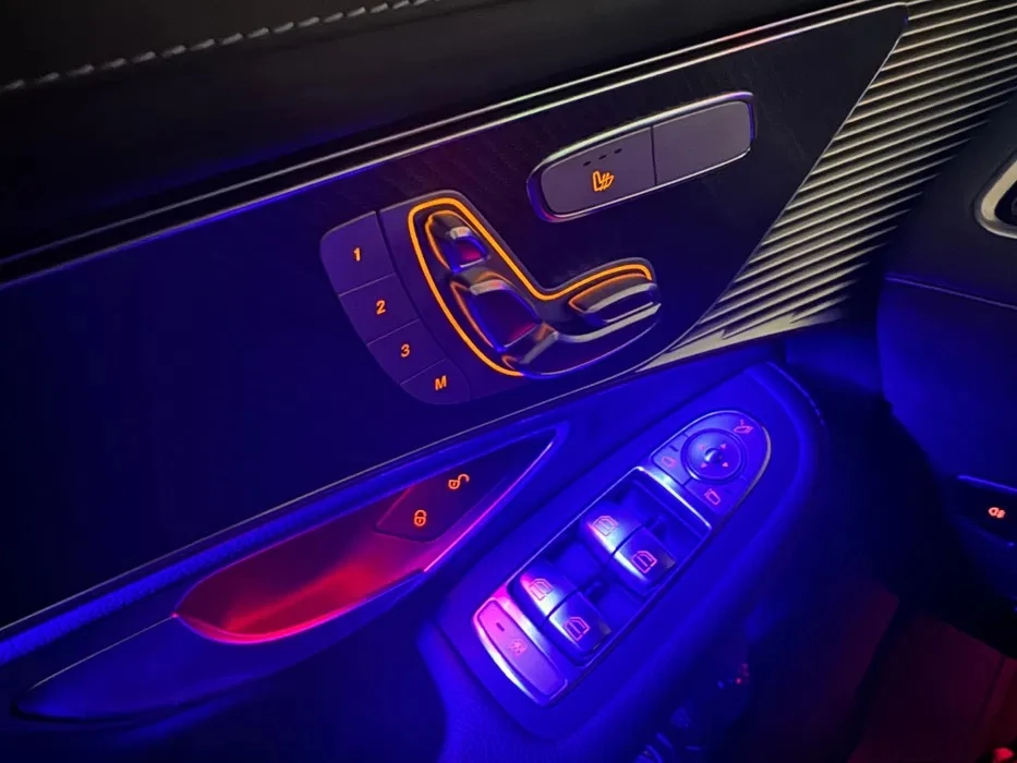 Mercedes-Benz EQC 400 4Matic AMG Line - изображение 5