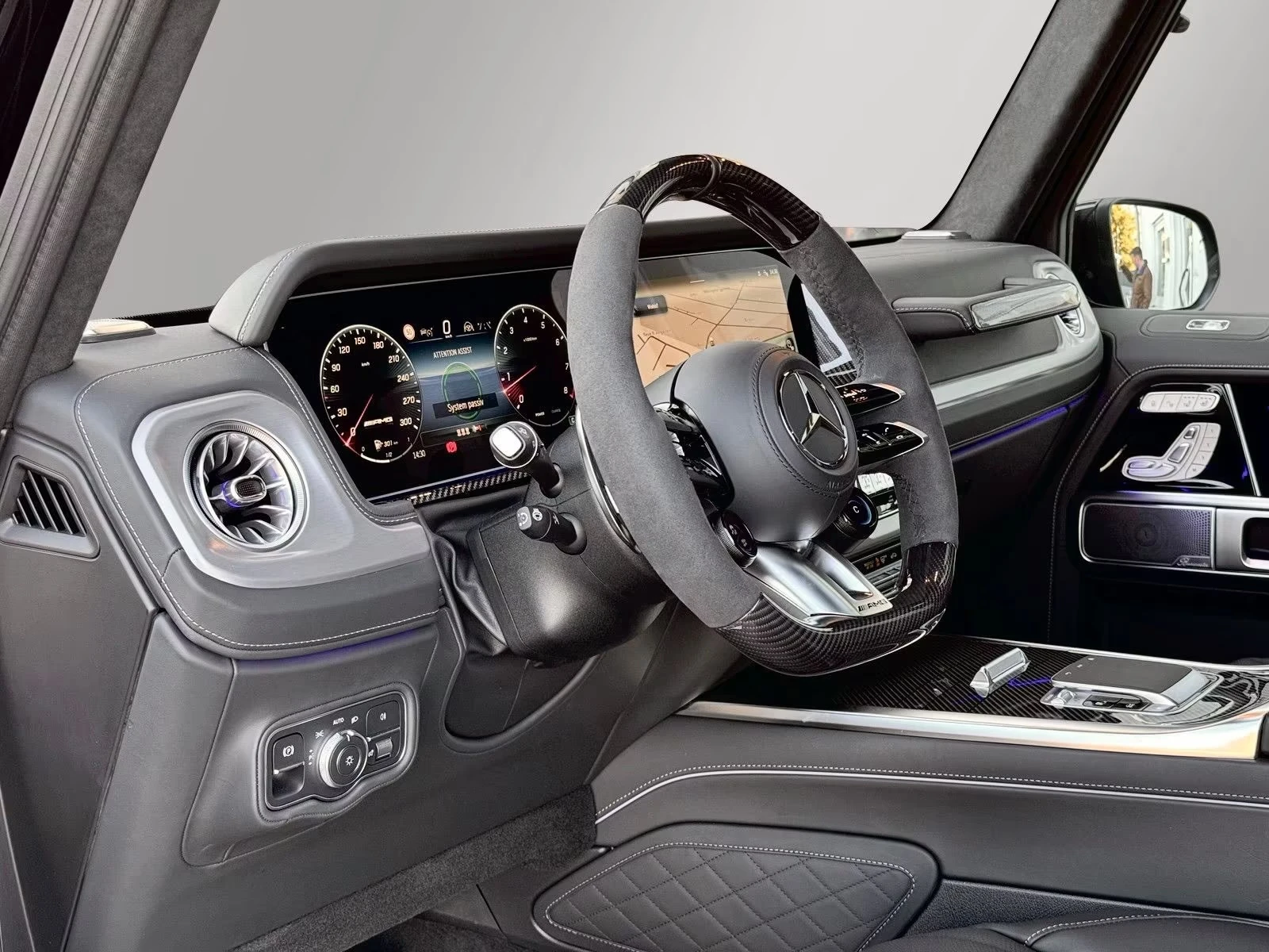 Mercedes-Benz G 63 AMG /FACELIFT/FULL CARBON/SUPERIOR/PERFORMANCE/BURM/, снимка 11 - Автомобили и джипове - 54039109