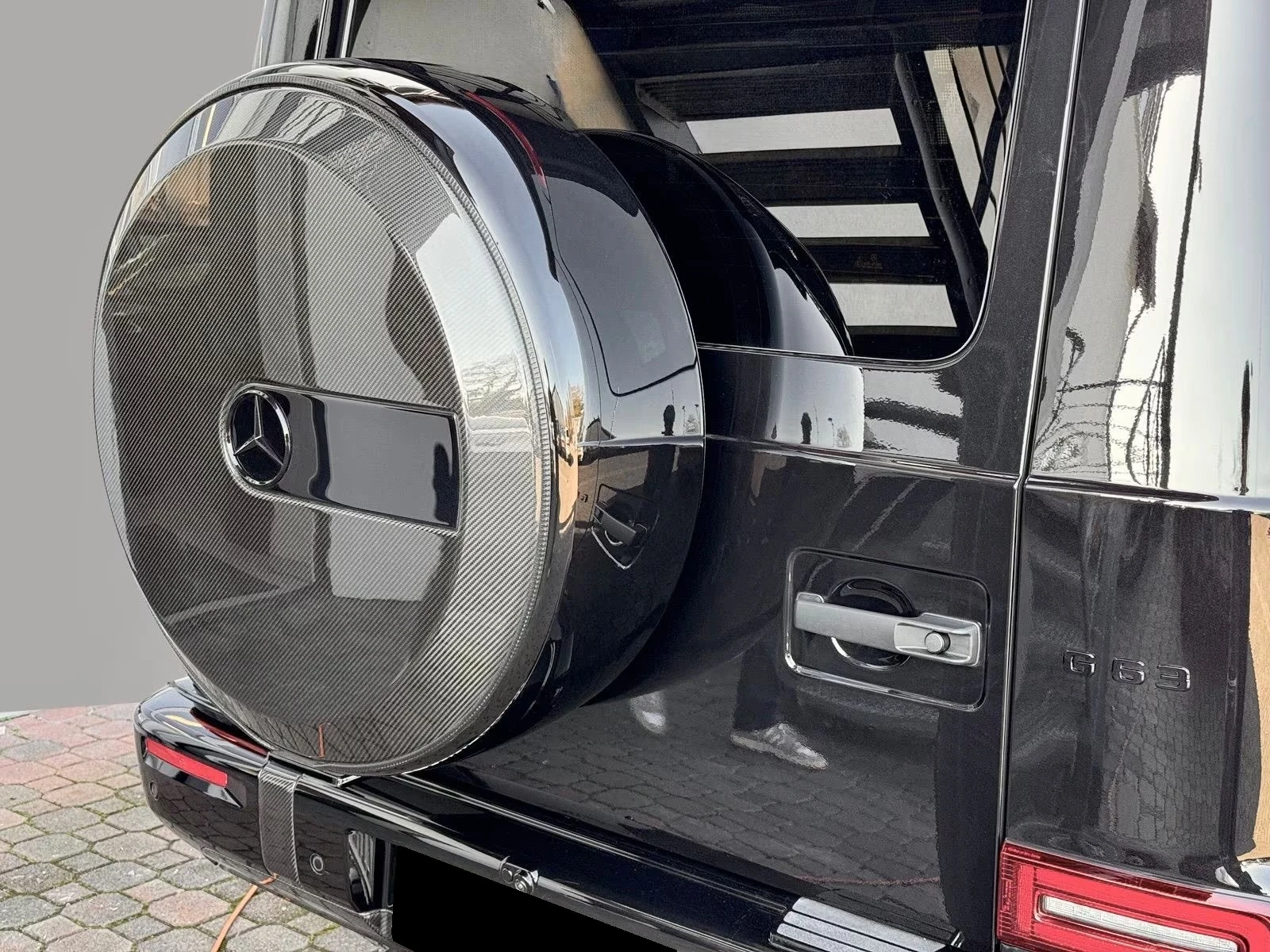 Mercedes-Benz G 63 AMG /FACELIFT/FULL CARBON/SUPERIOR/PERFORMANCE/BURM/, снимка 8 - Автомобили и джипове - 54039109