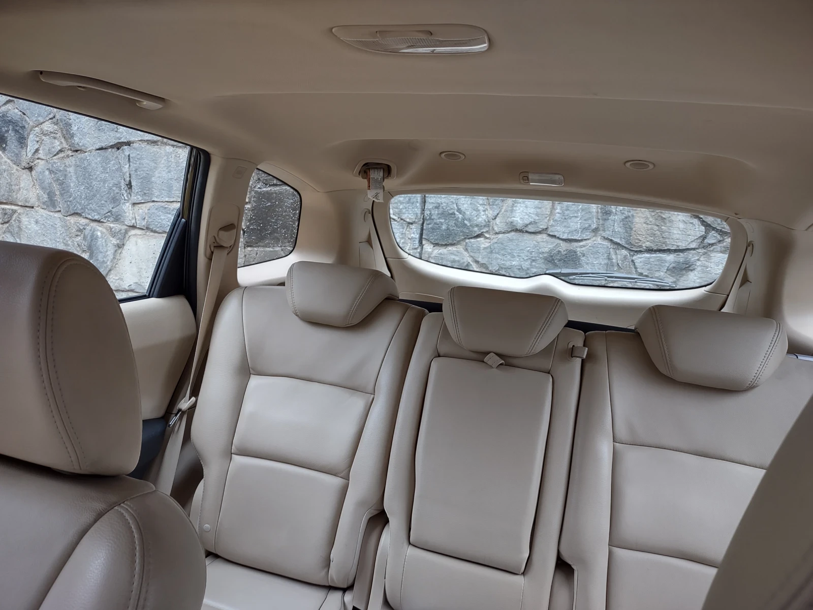 Subaru B10 Tribeka 3.6 H6 , снимка 9 - Автомобили и джипове - 54296386