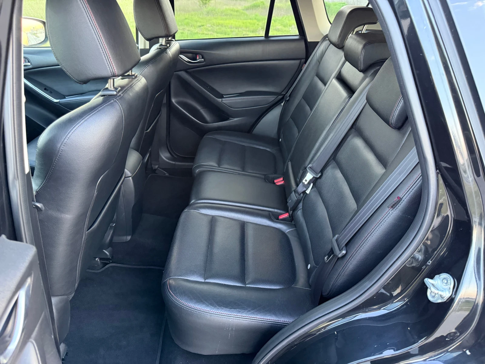 Mazda CX-5 2.2D SKYACTIV FULL /4X4 / KOJA / NAVI / DISTRONIC , снимка 11 - Автомобили и джипове - 54352093