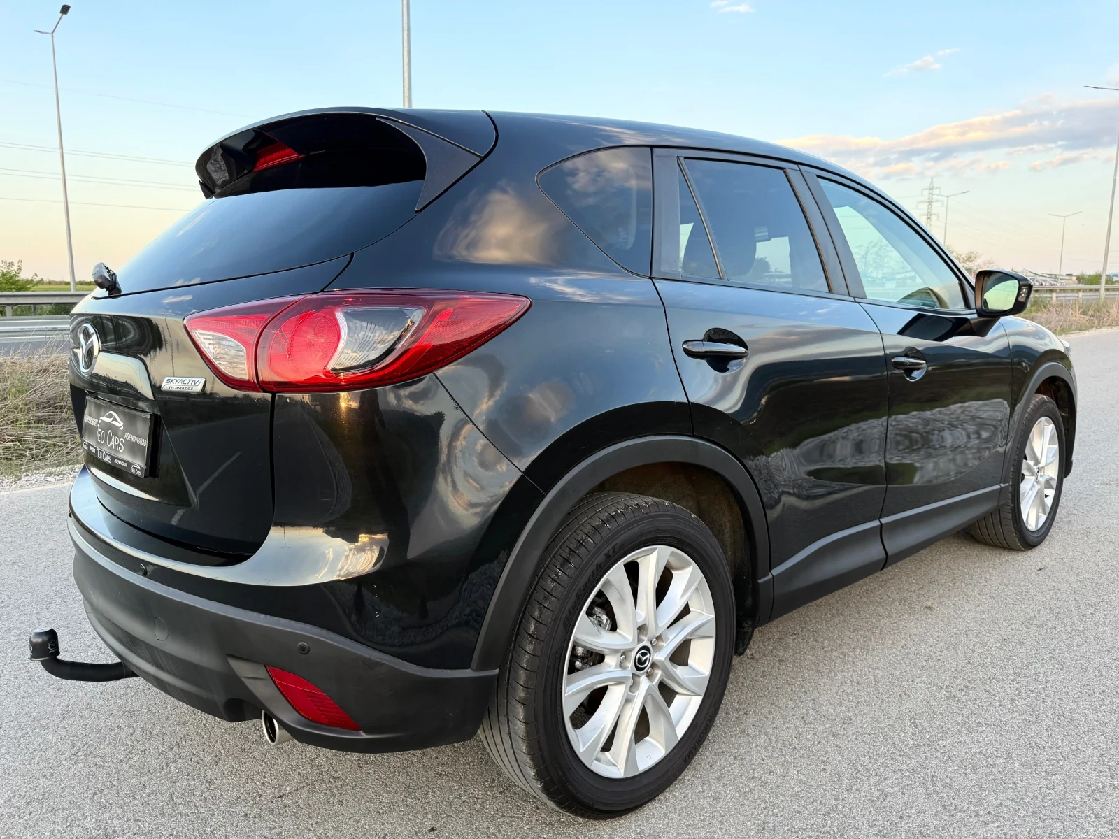 Mazda CX-5 2.2D SKYACTIV FULL /4X4 / KOJA / NAVI / DISTRONIC , снимка 7 - Автомобили и джипове - 54352093