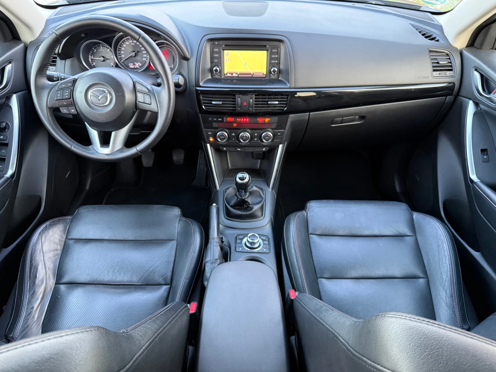 Mazda CX-5 2.2D SKYACTIV FULL /4X4 / KOJA / NAVI / DISTRONIC , снимка 8 - Автомобили и джипове - 54352093