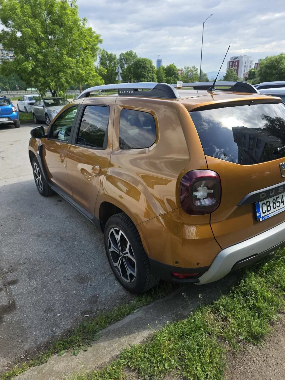 Dacia Duster 1.5 DCI, снимка 5 - Автомобили и джипове - 54574829