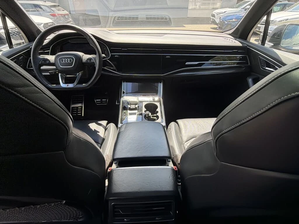 Audi SQ7 4.0T* MATRIX* ОБДУХВАНЕ* ПАНОРАМА* LANE* ASSIST* , снимка 5 - Автомобили и джипове - 55220783