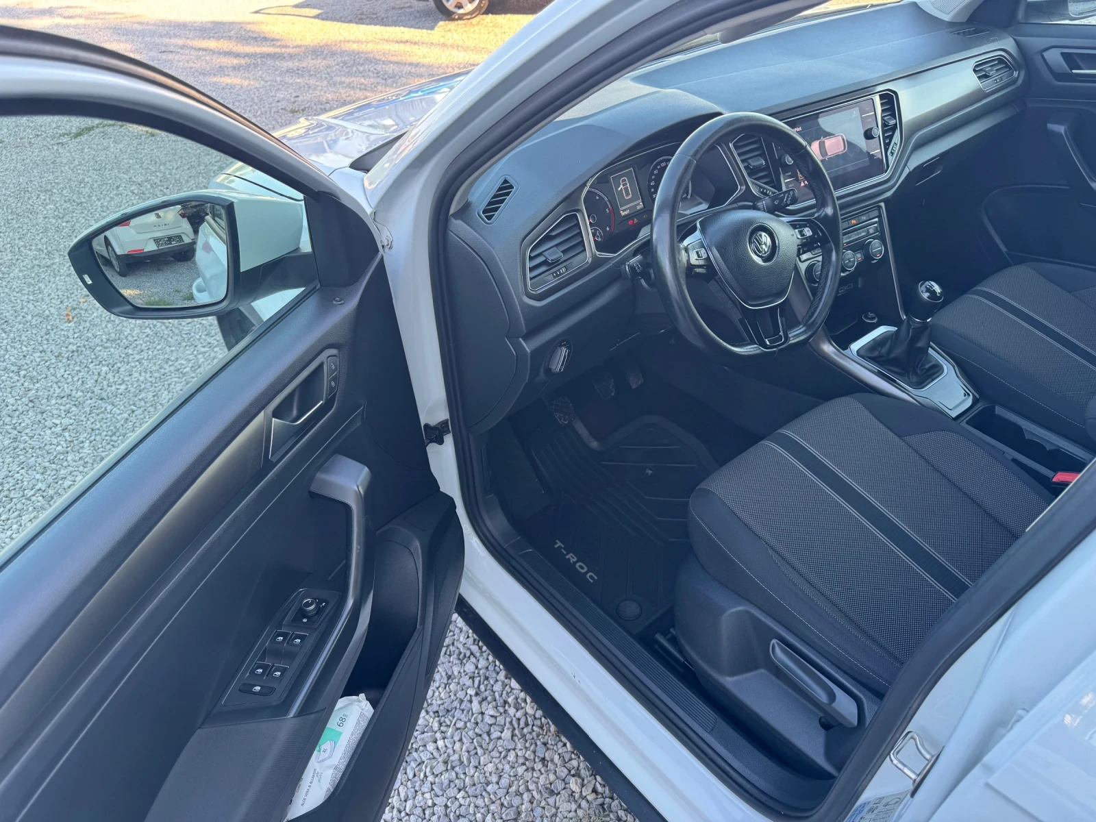 VW T-Roc 1.6d / ��������� / CarPlay / ������� �� ���� | Mobile.bg � ����������� 8