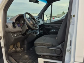 Mercedes-Benz Sprinter 3500 HIGH ROOF V6 * * CARFAX * * АВТО КРЕДИТ * * , снимка 5