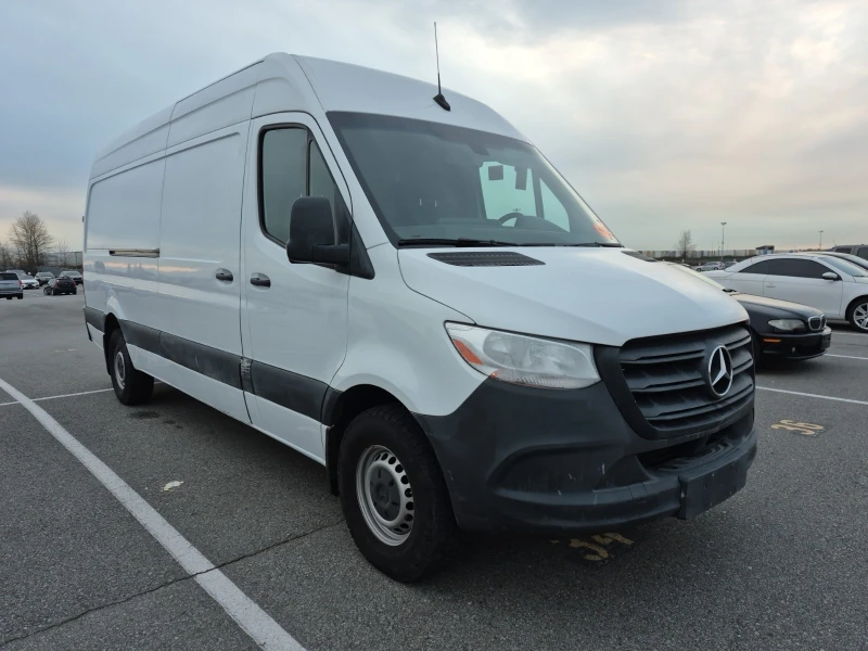 Mercedes-Benz Sprinter 3500 HIGH ROOF V6 * * CARFAX * * АВТО КРЕДИТ * * , снимка 2 - Бусове и автобуси - 52977720