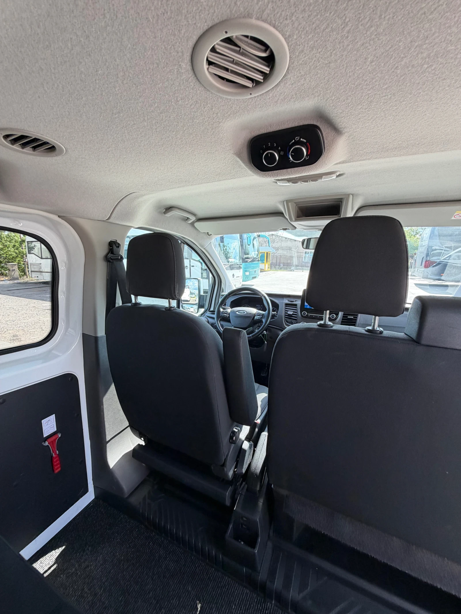 Ford Transit Custom 2хКлима facelift, снимка 10 - Бусове и автобуси - 54784175