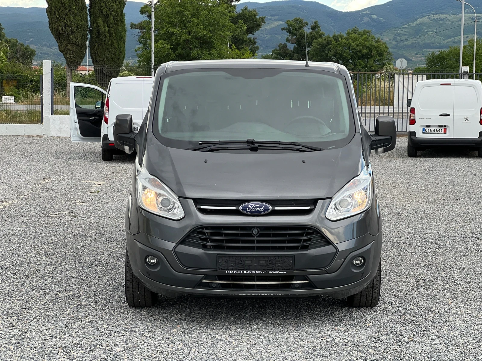 Ford Transit Custom 5+ 1 Места, снимка 2 - Бусове и автобуси - 54918679