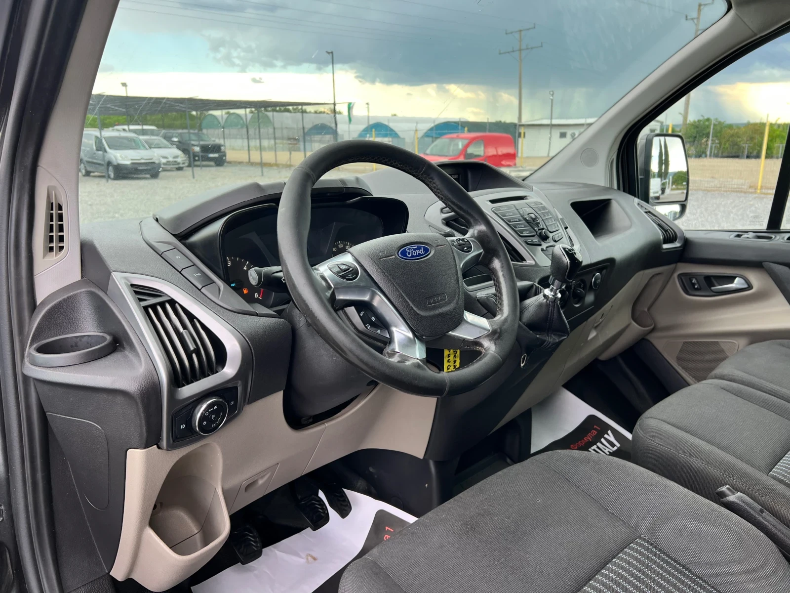 Ford Transit Custom 5+ 1 Места, снимка 10 - Бусове и автобуси - 54918679