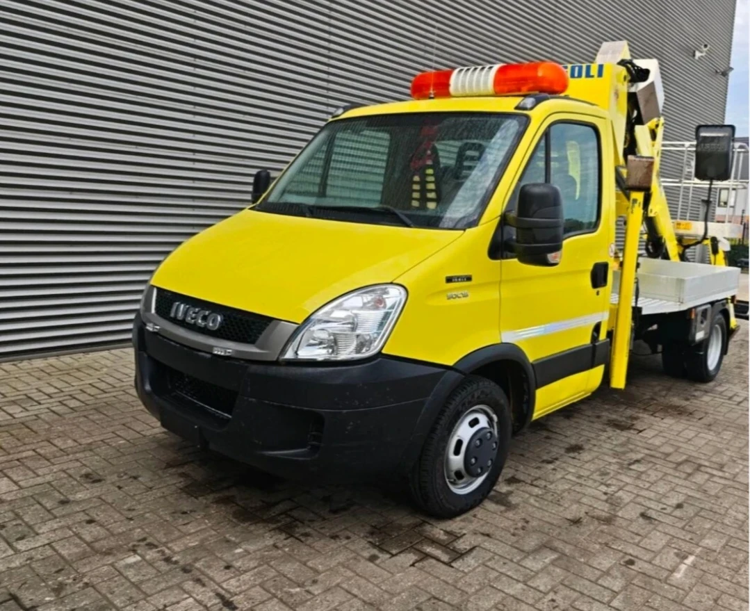 Автовишка Iveco Daily, снимка 2 - Индустриална техника - 55022281