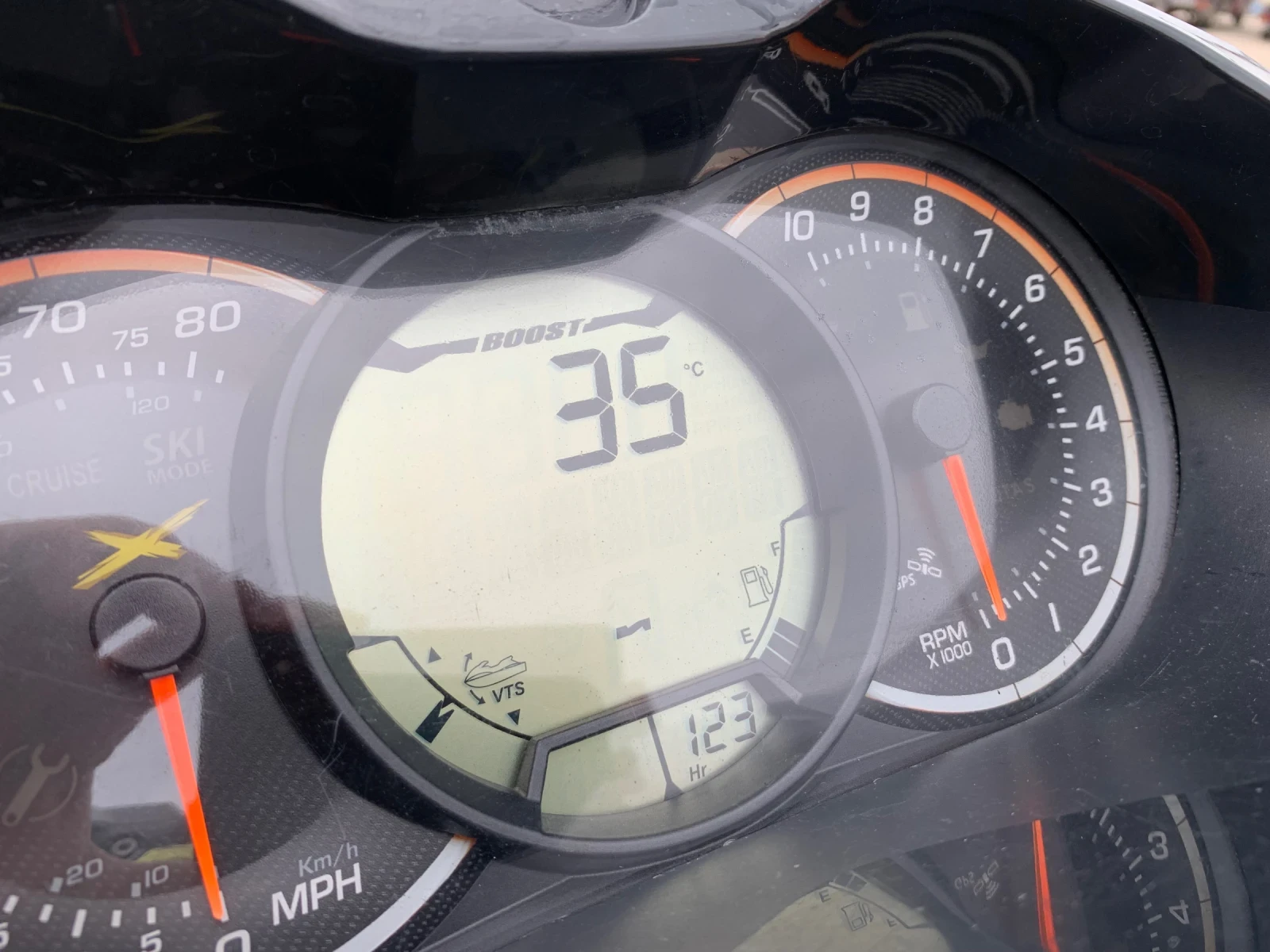 Джет Bombardier Sea Doo RXP - X, снимка 7 - Воден транспорт - 55425403