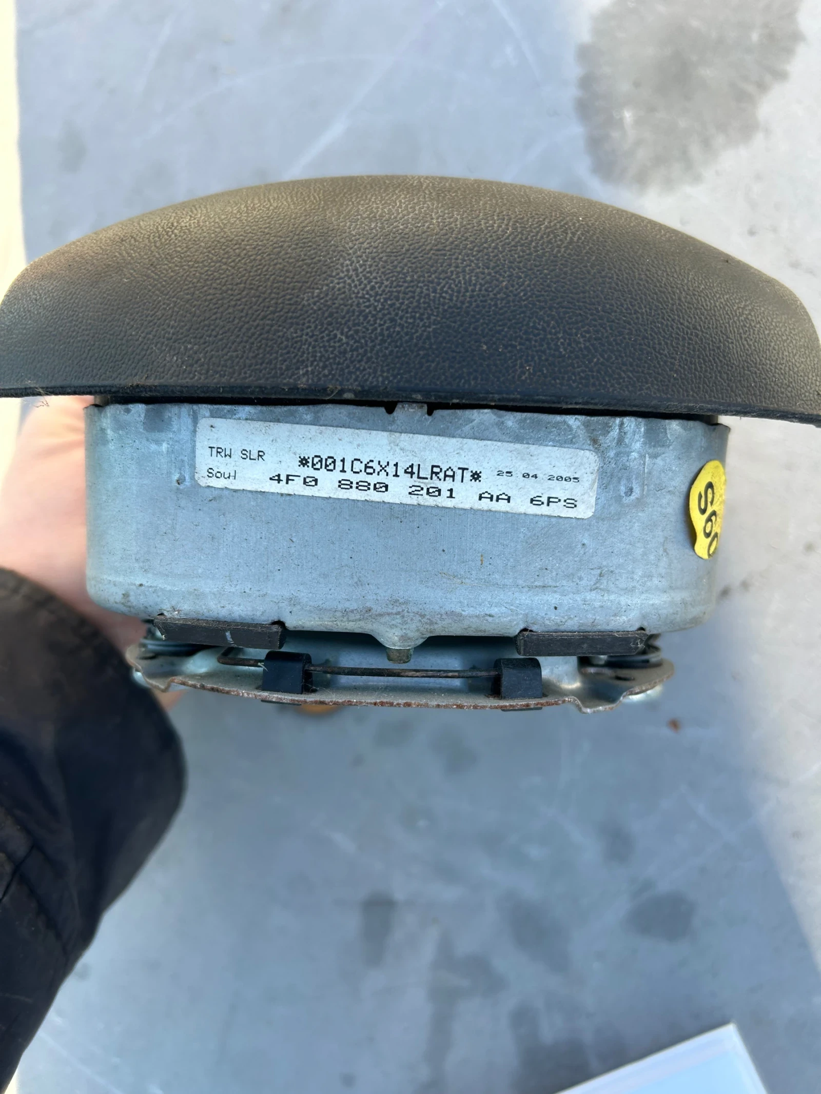 4F0880201AA Airbag ����� AUDI 4F0880201AA | Mobile.bg � ����������� 2
