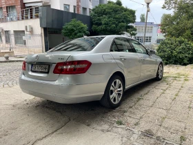 Mercedes-Benz E 220, снимка 4