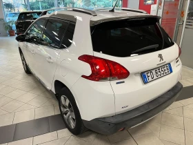     Peugeot 2008 1.2i  Navi 