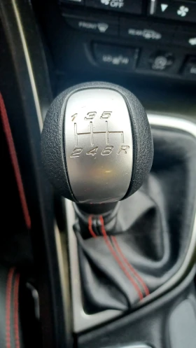 Honda Civic Facelift 1.8 IVTEC  - 13500 € / 26403.70 лв. - 76297625 9