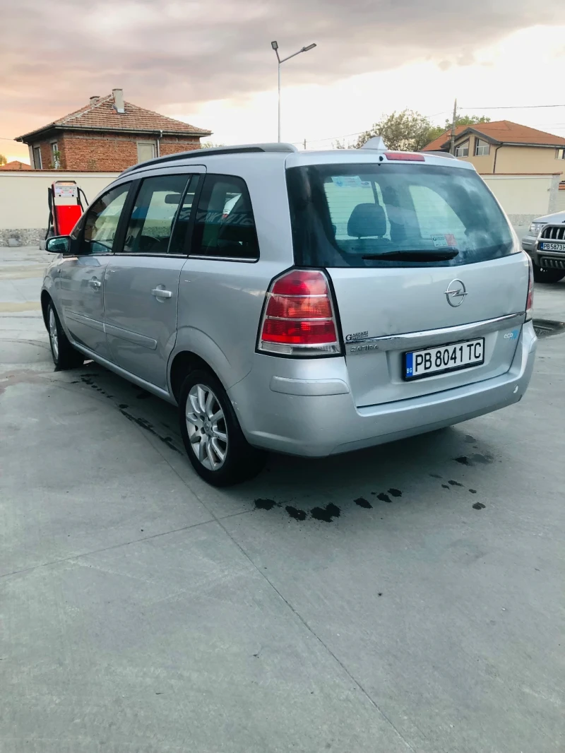 Opel Zafira 1.6 CNG, снимка 7 - Автомобили и джипове - 47914478