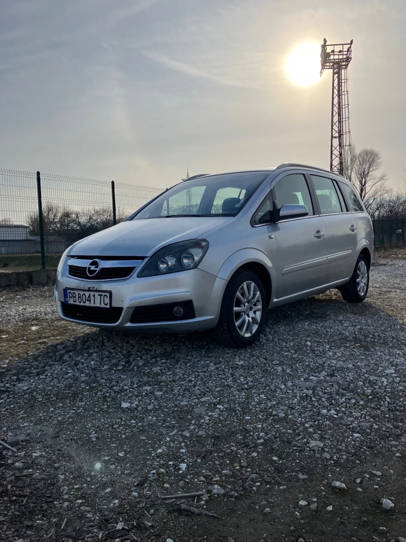 Opel Zafira 1.6 CNG, снимка 7 - Автомобили и джипове - 48918952