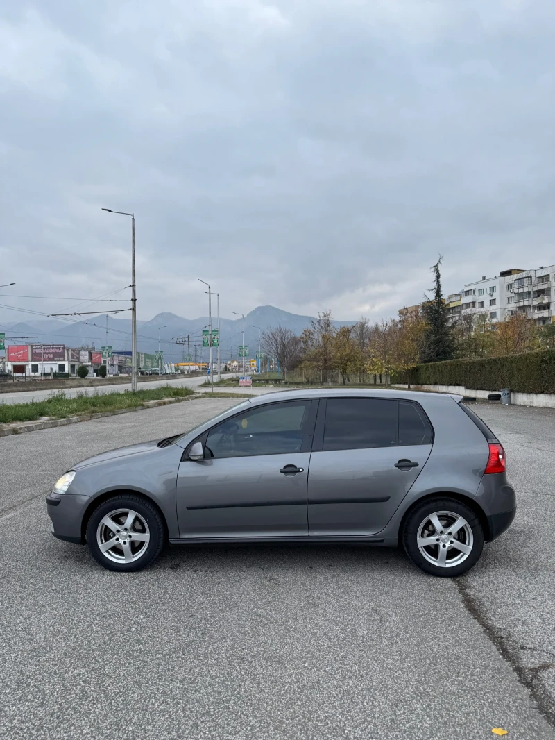 VW Golf 1.9, снимка 8 - Автомобили и джипове - 47991322