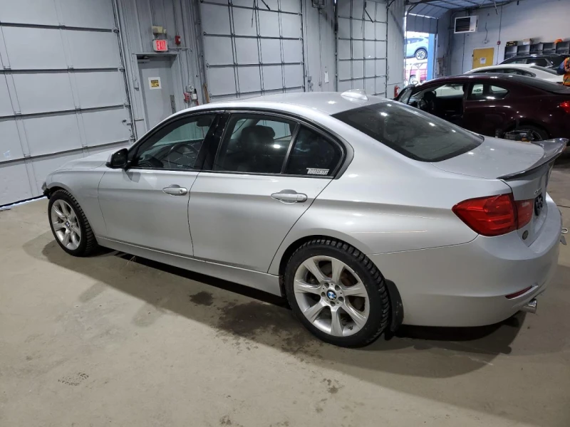 BMW 335 XI* M-PACK* HARMAN* ПАНОРАНА* ПОДГРЕВИ, снимка 4 - Автомобили и джипове - 49359369