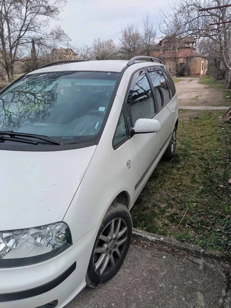 Seat Alhambra, снимка 3 - Автомобили и джипове - 49503785