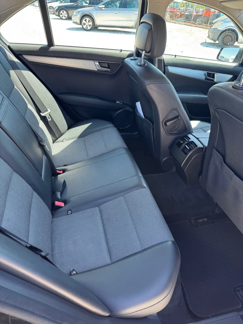 Mercedes-Benz C 220 2.2 CDI, снимка 6 - Автомобили и джипове - 51242265