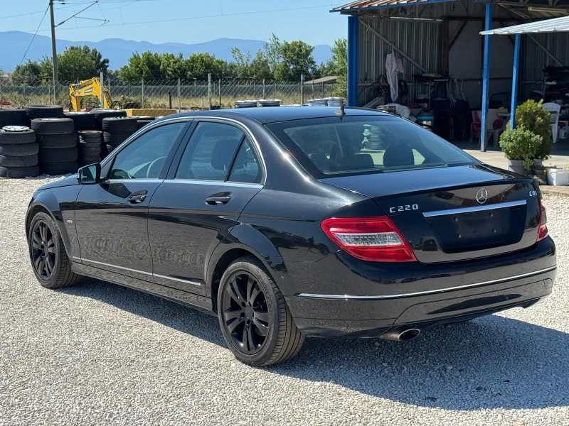 Mercedes-Benz C 220 2.2 CDI, снимка 3 - Автомобили и джипове - 51242265