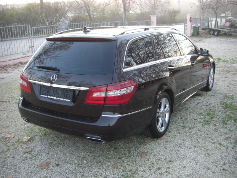 Mercedes-Benz E 220 cdi AVANGARD NAVI AVTOMAT 7G-TRONIK, снимка 5 - Автомобили и джипове - 53029583