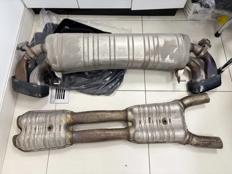 BMW 550 * M550i xDrive * CARFAX * БЕЗ ПЪРВОНАЧАЛНА ВНОСКА, снимка 16 - Автомобили и джипове - 53143284