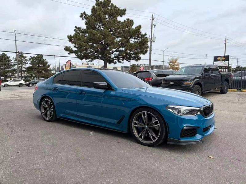 BMW 550 * M550i xDrive * CARFAX * БЕЗ ПЪРВОНАЧАЛНА ВНОСКА, снимка 3 - Автомобили и джипове - 53143284