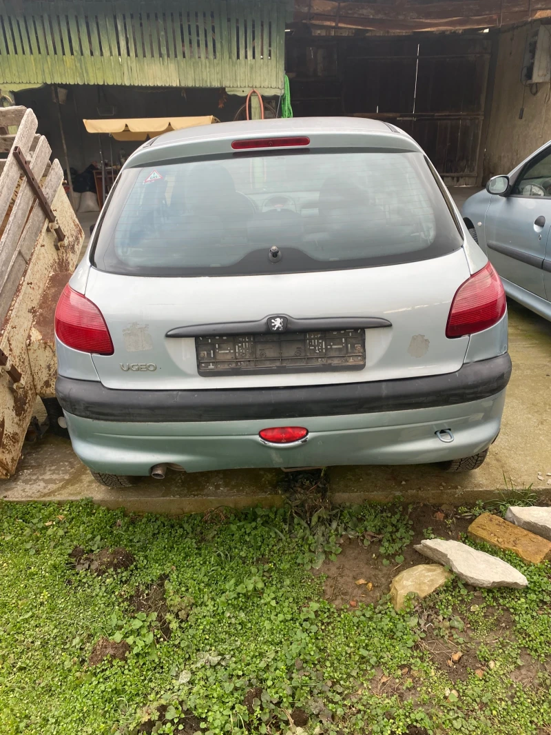 Peugeot 206 1.1i, снимка 3 - Автомобили и джипове - 53236802