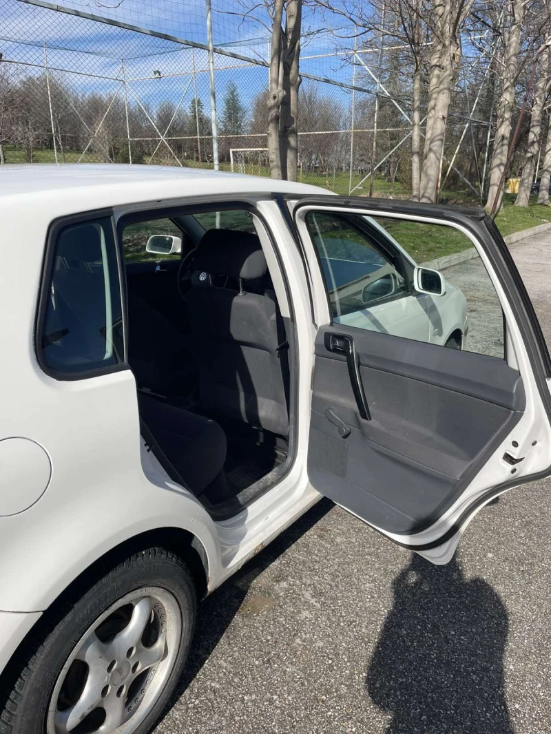 VW Polo IV, снимка 12 - Автомобили и джипове - 53475976