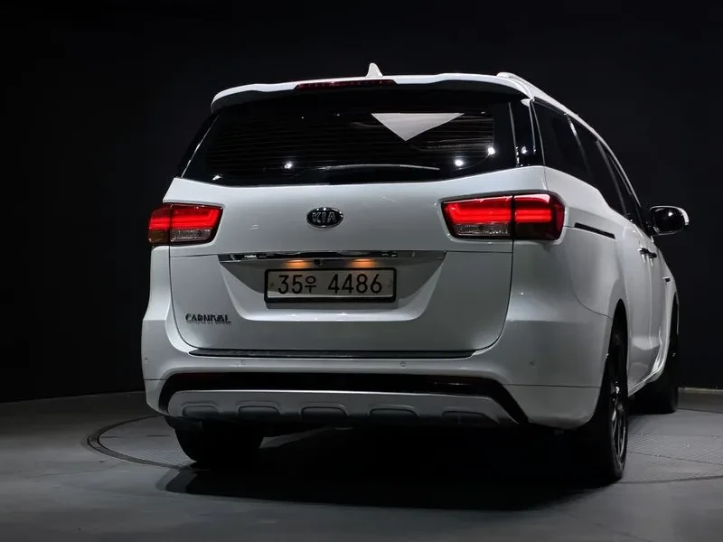 Kia Carnival 9-Seater Noblesse | Mobile.bg � ����������� 4