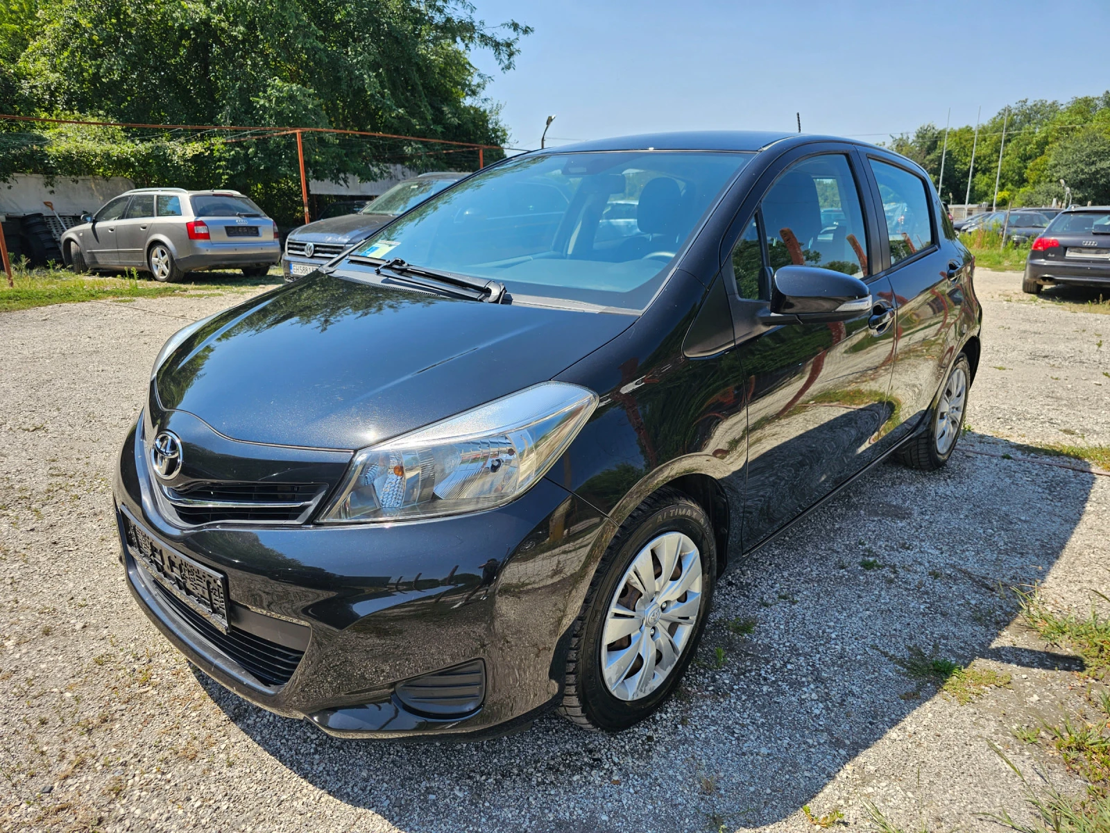 Toyota Yaris 1, 0 benzin  - [1] 