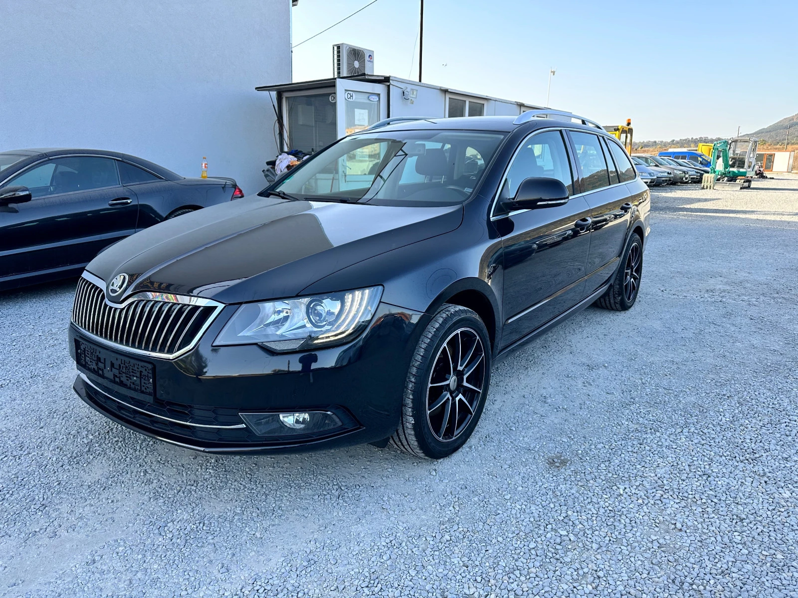 Skoda Superb 2.0 TDI  - изображение 3