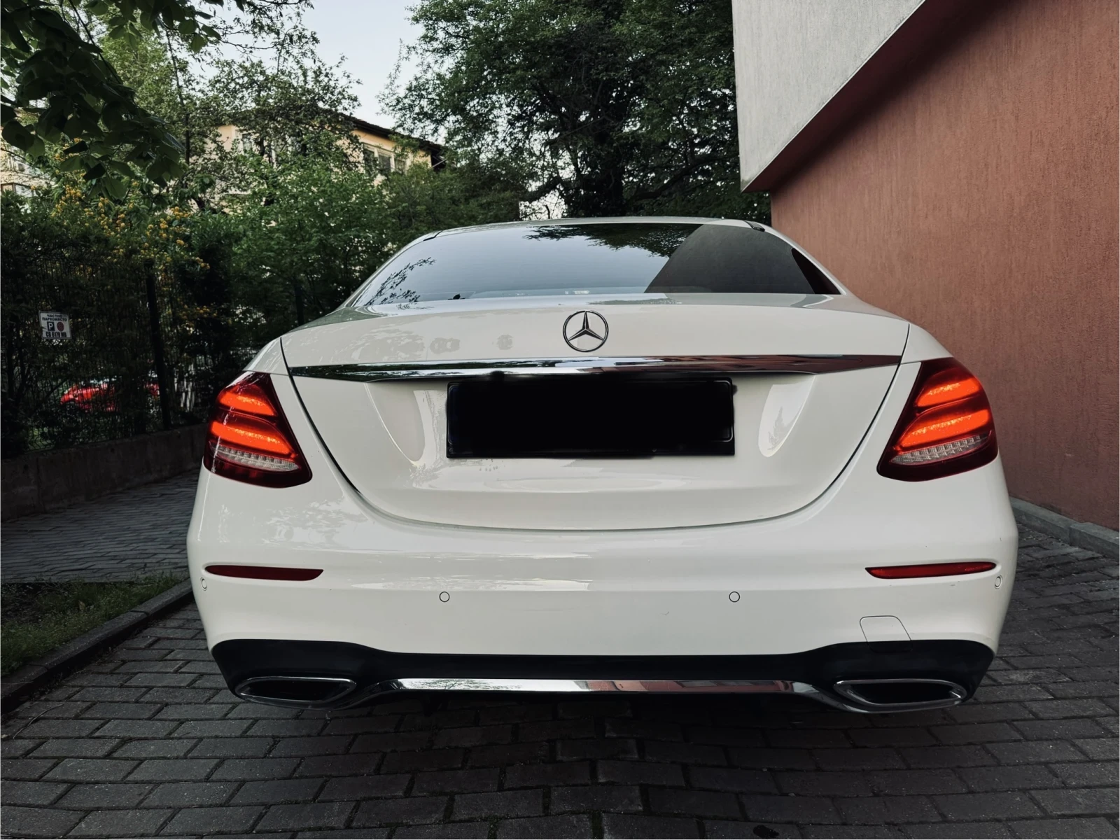 Mercedes-Benz E 220 Amg* Burm* Ambient - изображение 5