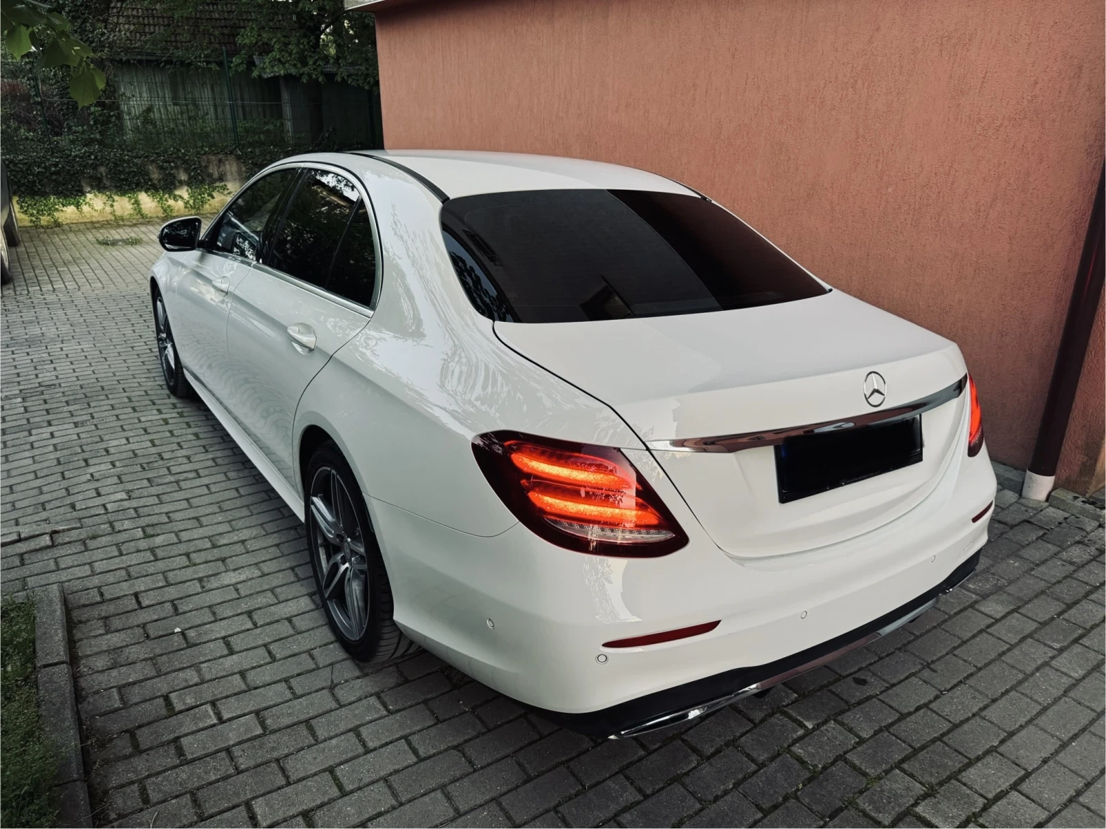 Mercedes-Benz E 220 Amg* Burm* Ambient - изображение 4
