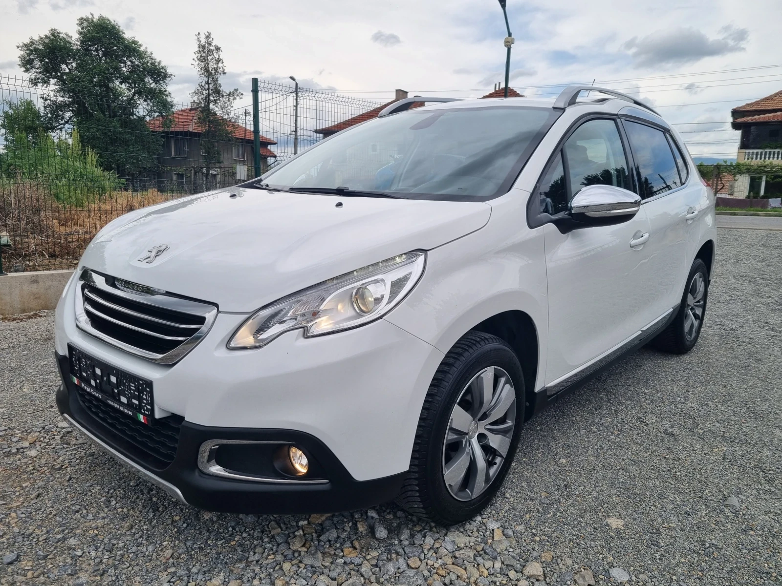 Peugeot 2008 1.2i  Navi  - изображение 3